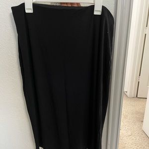 Women’s black t-shirt skirt!